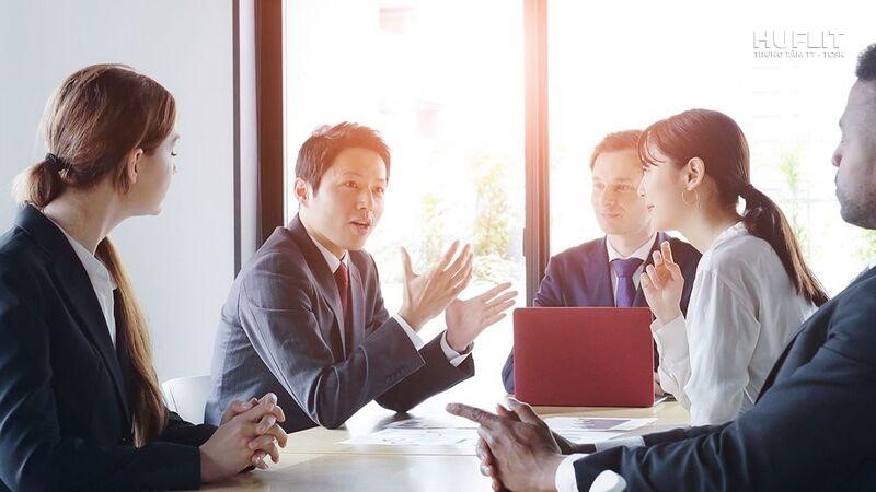 Kinh doanh quốc tế là một lĩnh vực năng động và mang tính toàn cầu thuộc ngành kinh tế.