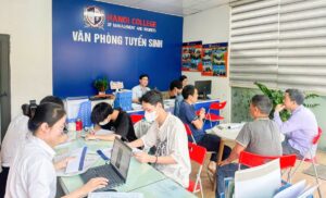 Văn phòng tuyển sinh Cao đẳng Quản lý và Kinh doanh Hà Nội